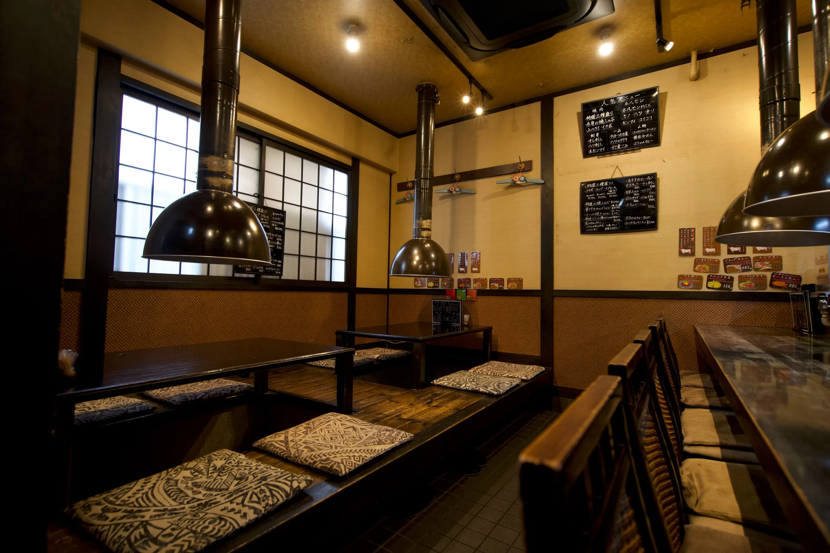 8月21日(金) OPEN18:00~CLOSE23:00