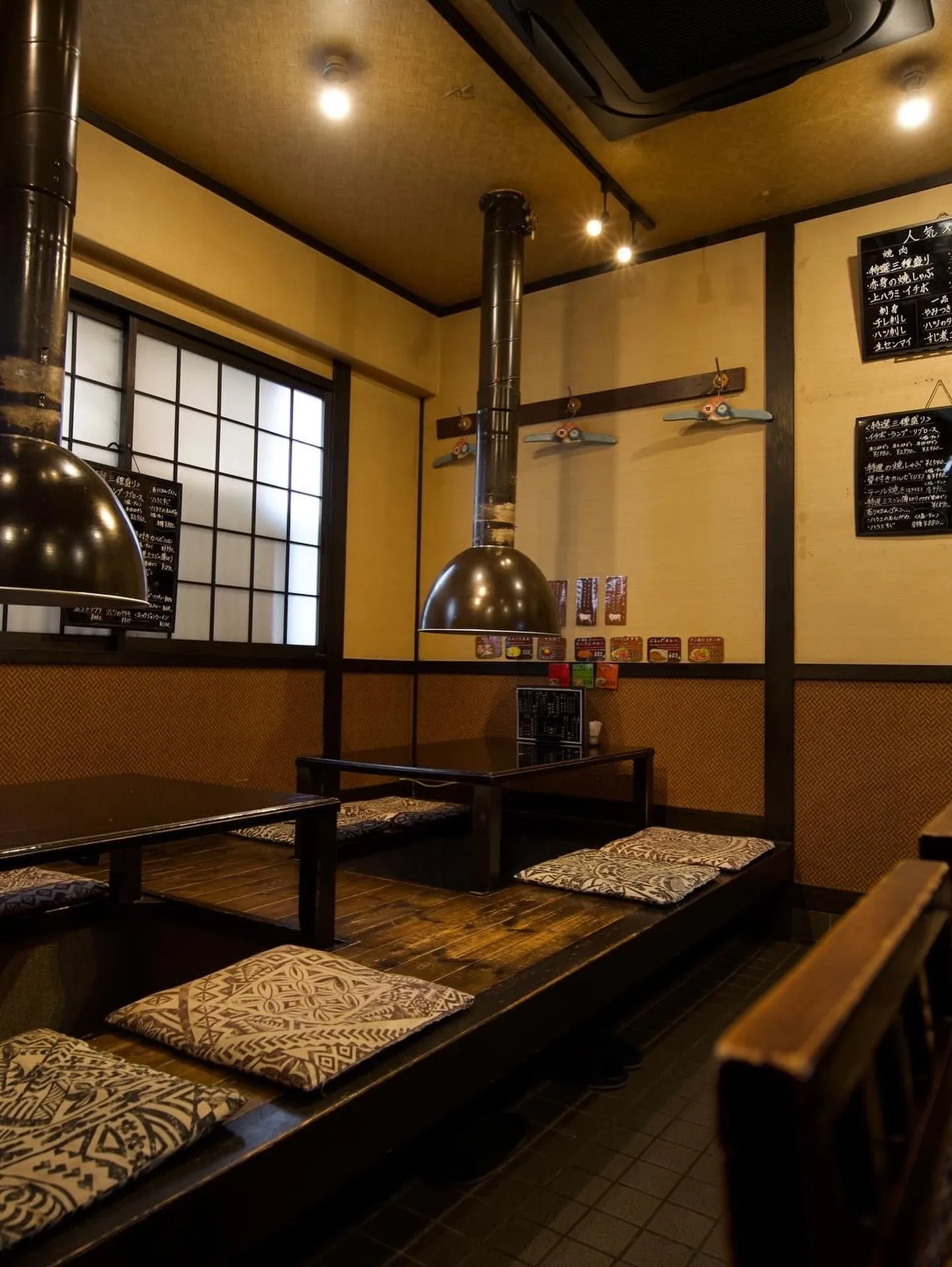 9月4日(金)  OPEN17:30～CLOSE1:00